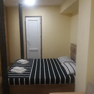 https://vakhtang-gorgasali-apartment.alltbilisihotels.com